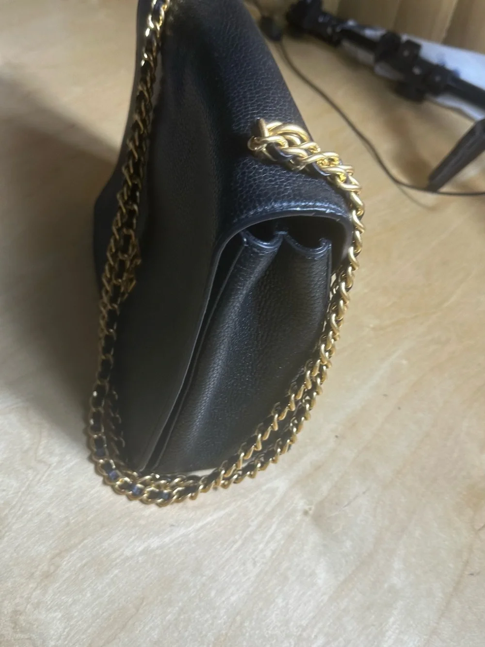 Tory Burch Black Pebbled Leather Shoulder Bag with Gold Chain